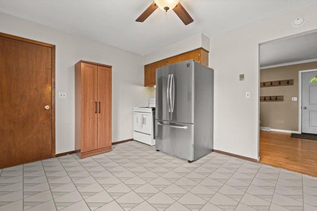 6108 57th AVENUE, Kenosha, WI 53142
