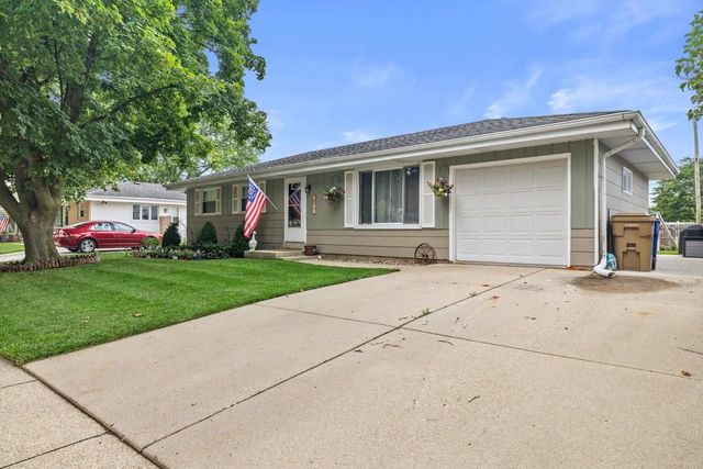 6108 57th AVENUE, Kenosha, WI 53142