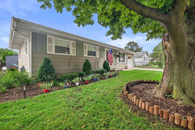6108 57th AVENUE, Kenosha, WI 53142