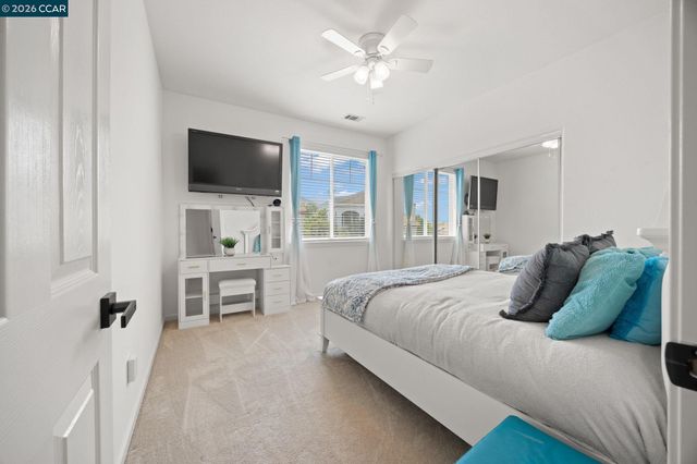 911 Autumn Oak Cir, Concord, CA 94521