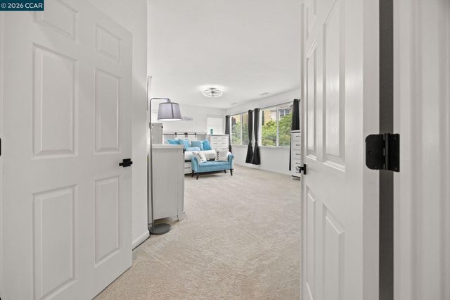 911 Autumn Oak Cir, Concord, CA 94521