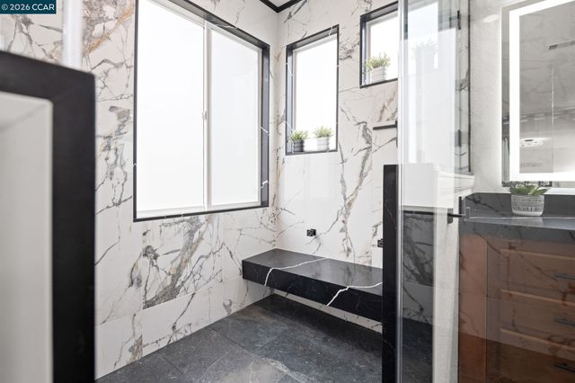 911 Autumn Oak Cir, Concord, CA 94521