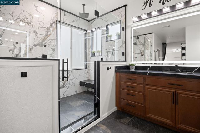 911 Autumn Oak Cir, Concord, CA 94521