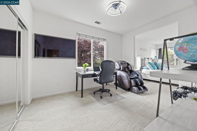 911 Autumn Oak Cir, Concord, CA 94521