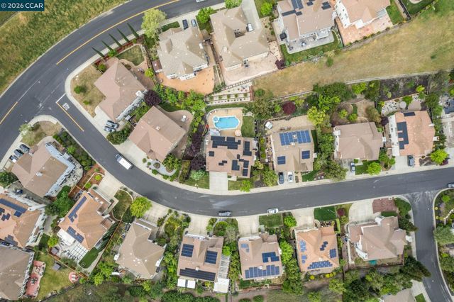 911 Autumn Oak Cir, Concord, CA 94521