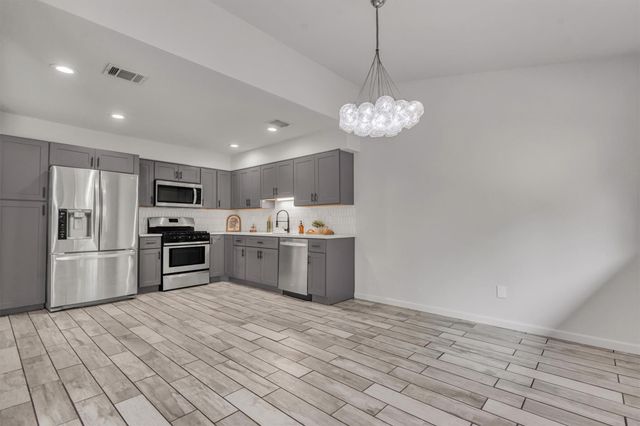 1003 Solano DR 1336AR, Austin, TX 78750