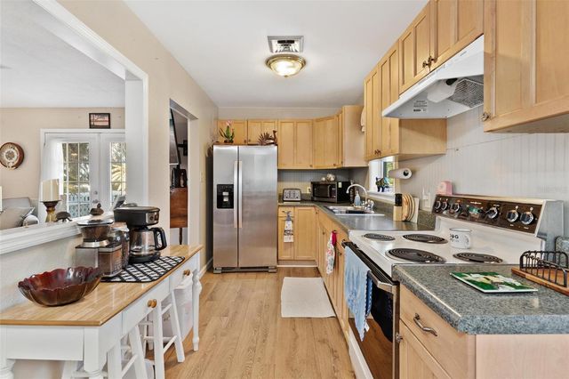 32828 LAKE EUSTIS DRIVE, Tavares, FL 32778