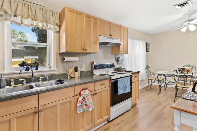 32828 LAKE EUSTIS DRIVE, Tavares, FL 32778