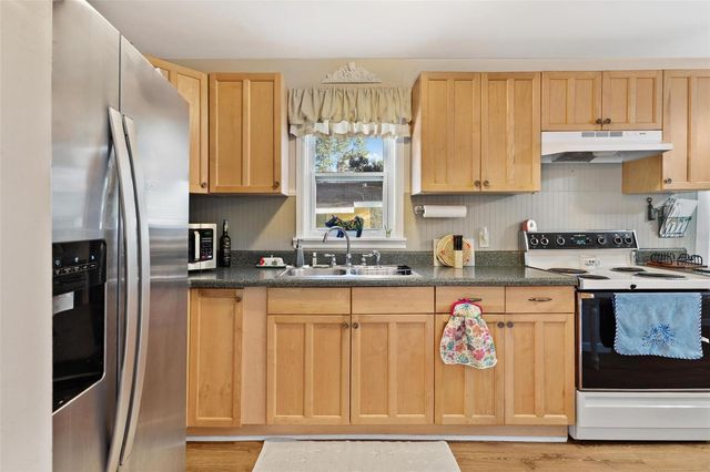 32828 LAKE EUSTIS DRIVE, Tavares, FL 32778