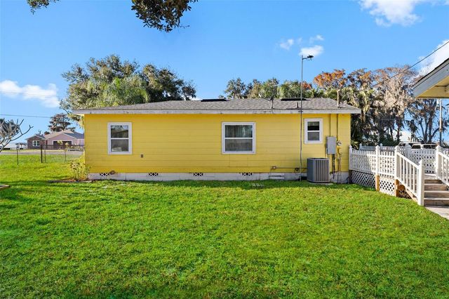 32828 LAKE EUSTIS DRIVE, Tavares, FL 32778