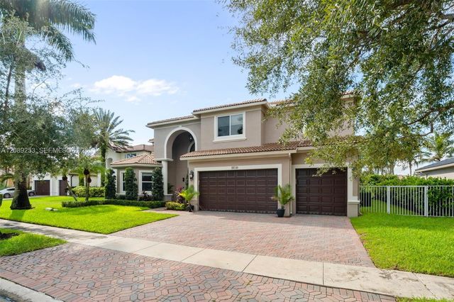 19510 S Coquina Way, Weston, FL 33332