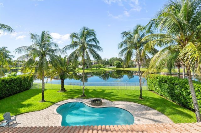 19510 S Coquina Way, Weston, FL 33332
