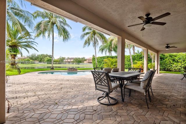 19510 S Coquina Way, Weston, FL 33332