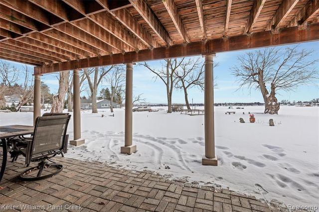 10045 Highland Road, White Lake, MI 48386