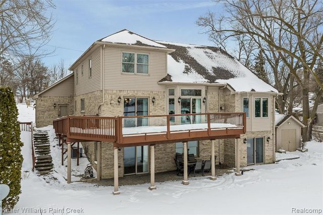 10045 Highland Road, White Lake, MI 48386