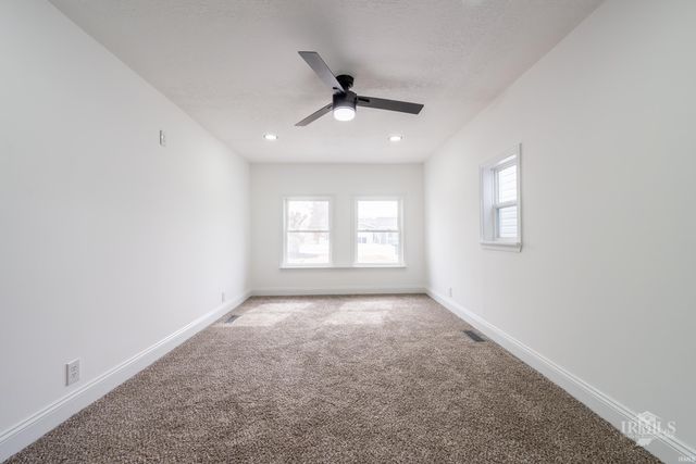 202 E Andover Avenue, Muncie, IN 47303