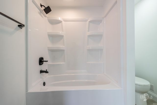 202 E Andover Avenue, Muncie, IN 47303