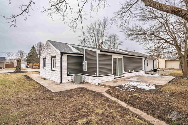 202 E Andover Avenue, Muncie, IN 47303