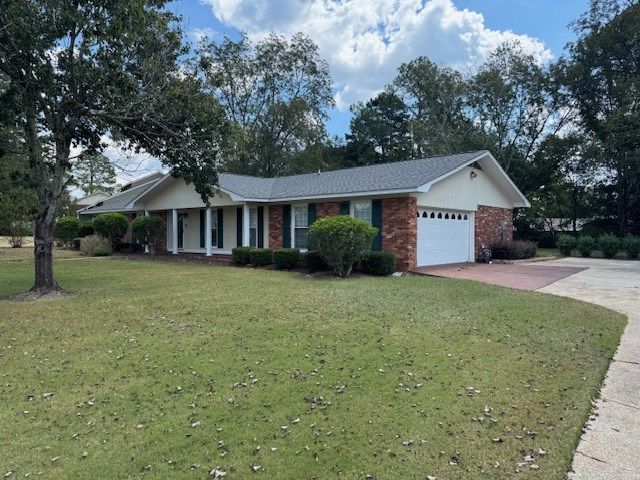 3815 Heatherbrook Place, Dothan, AL 36303