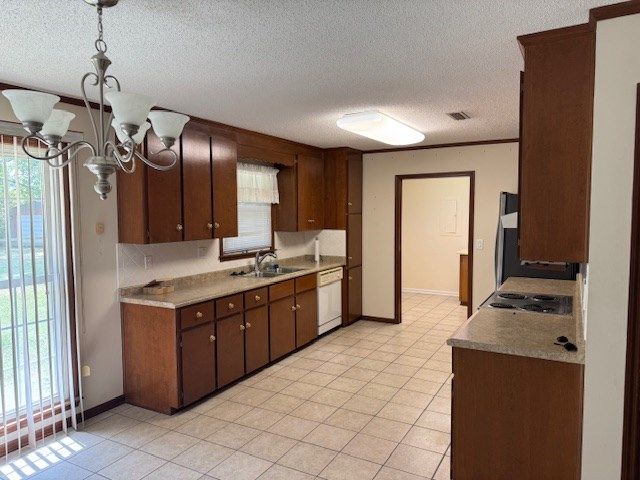 3815 Heatherbrook Place, Dothan, AL 36303