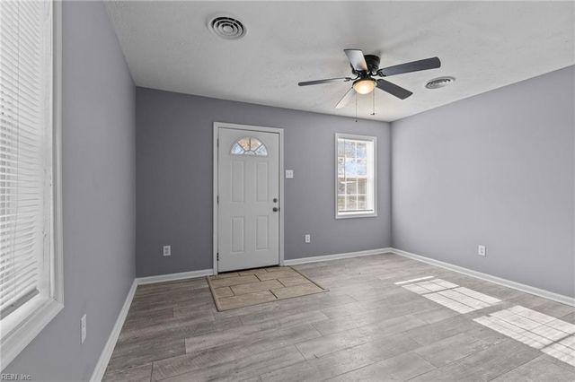 1539 Morgan DR, Hampton, VA 23663