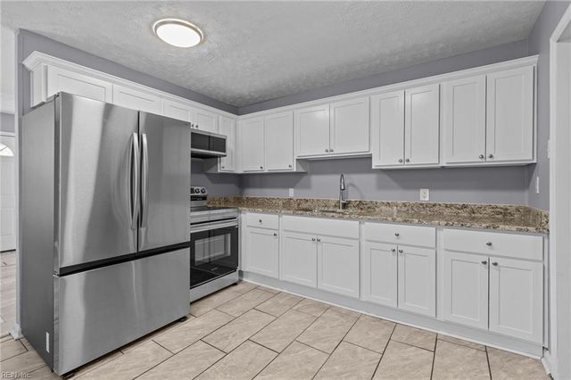 1539 Morgan DR, Hampton, VA 23663