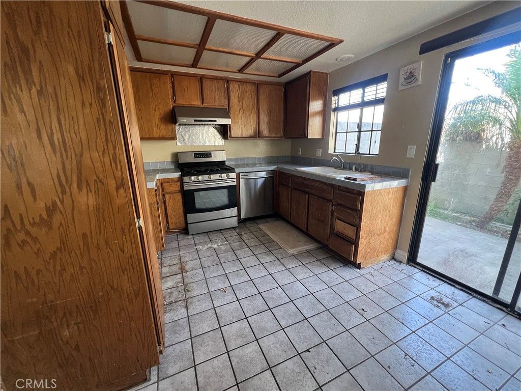 Image 2 of property listing at 10546 KNOTT, Stanton, CA 90680