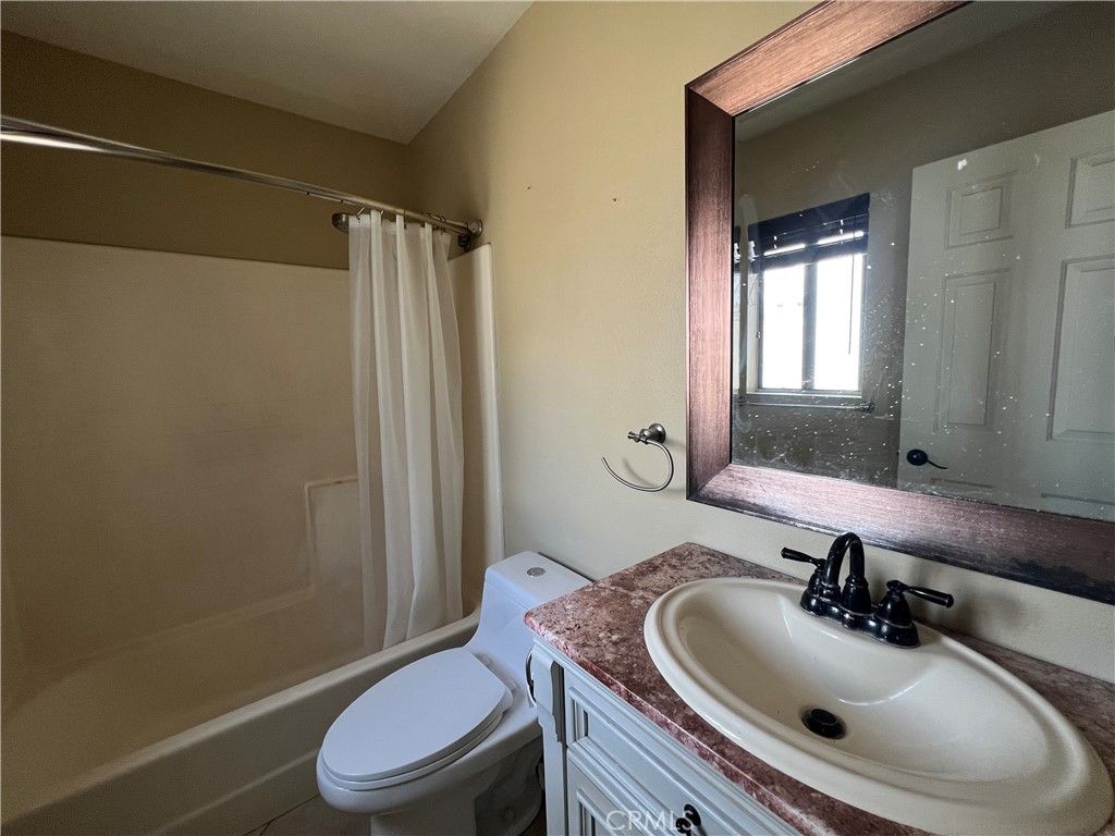 Image 8 of property listing at 10546 KNOTT, Stanton, CA 90680