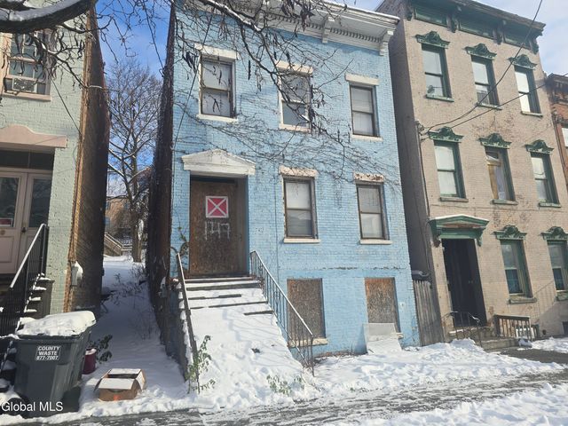 147 Clinton Avenue, Albany, NY 12210