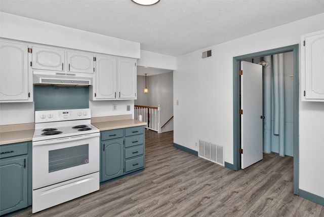 615 Ken Maril Road 617, Ames, IA 50010