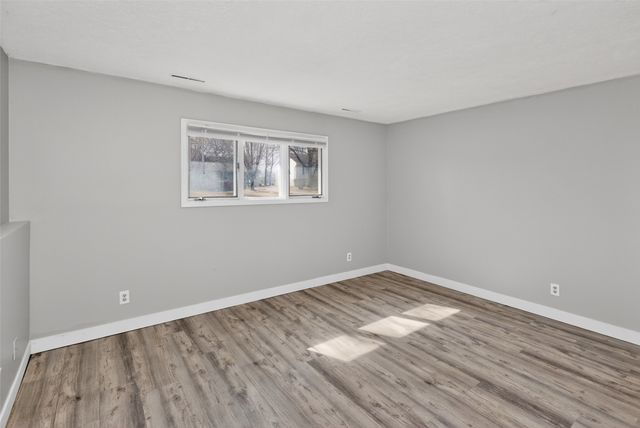 615 Ken Maril Road 617, Ames, IA 50010