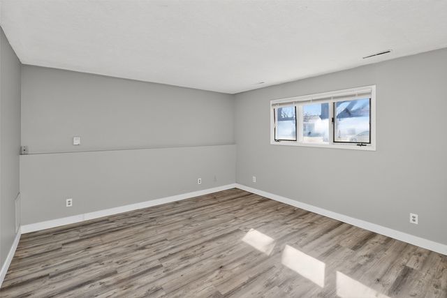 615 Ken Maril Road 617, Ames, IA 50010