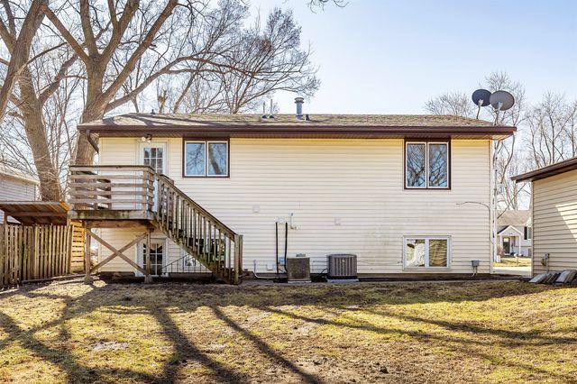 615 Ken Maril Road 617, Ames, IA 50010