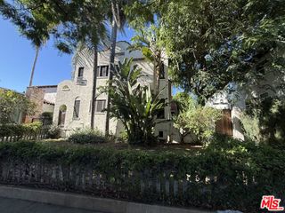 7953 Norton Avenue, West Hollywood, CA 90046
