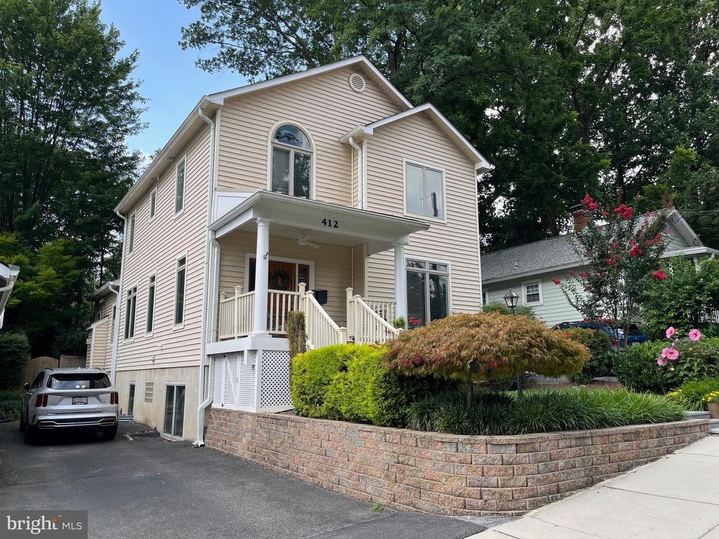 412 SILVER SPRING AVE, Silver Spring, MD 20910