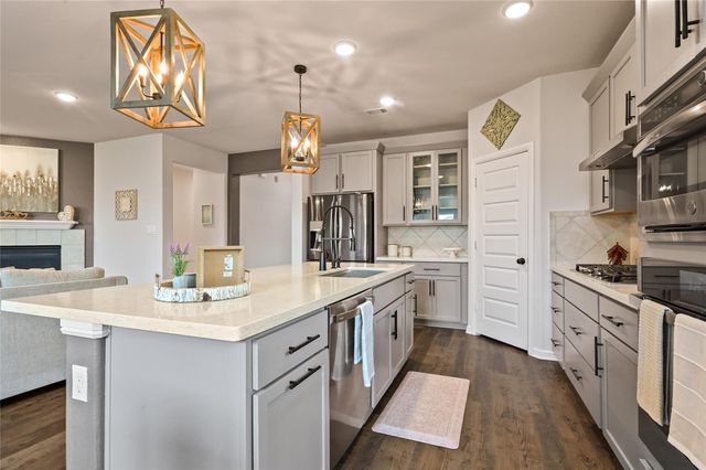 8603 Shadowbrook Glen Trail, Richmond, TX 77407