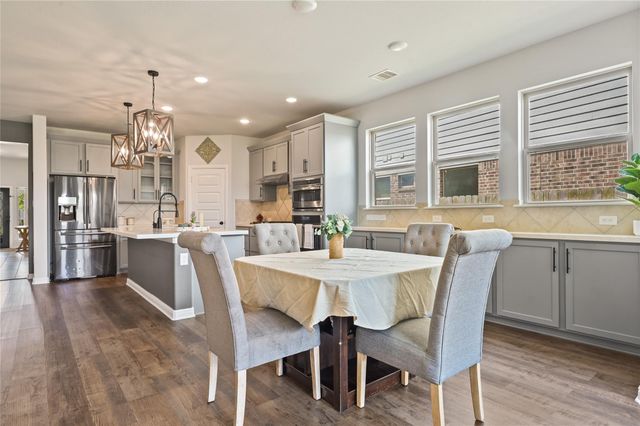 8603 Shadowbrook Glen Trail, Richmond, TX 77407