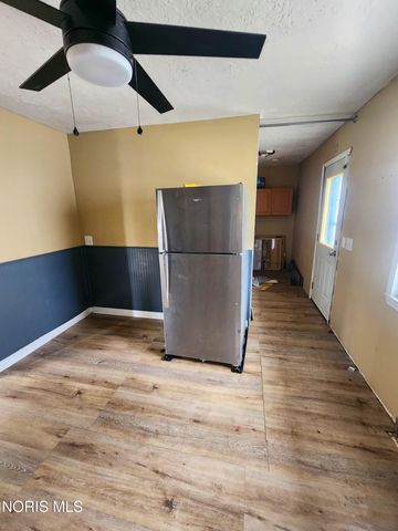 557 Whitlock Avenue, Toledo, OH 43605