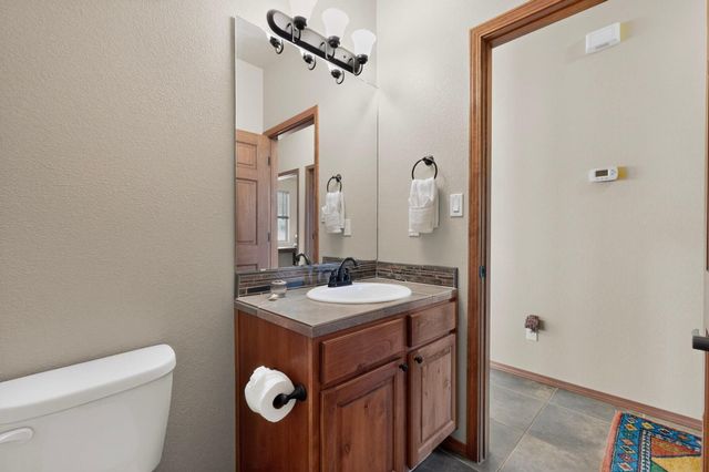 400 Holt Court NE, Rio Rancho, NM 87124