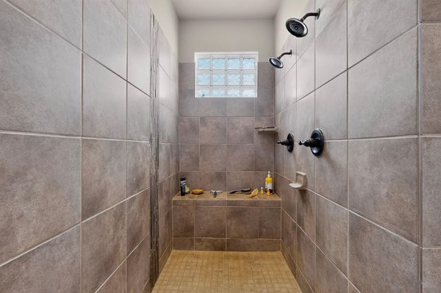 400 Holt Court NE, Rio Rancho, NM 87124