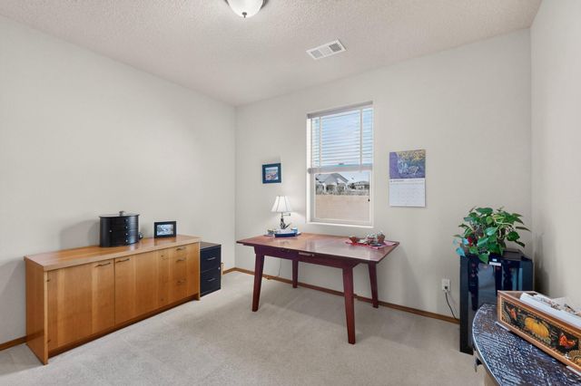 400 Holt Court NE, Rio Rancho, NM 87124