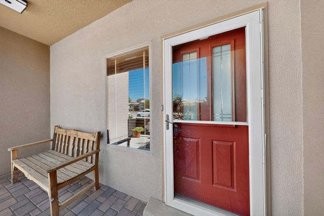 400 Holt Court NE, Rio Rancho, NM 87124