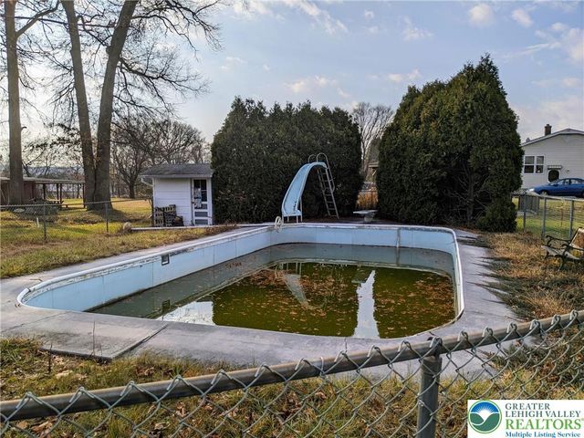 Belfast Road, Pen Argyl Boro, PA 18064