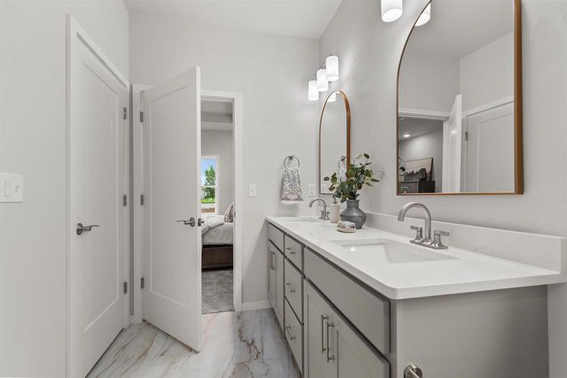 3609 E GLADIOLUS PLACE, Appleton, WI 54913