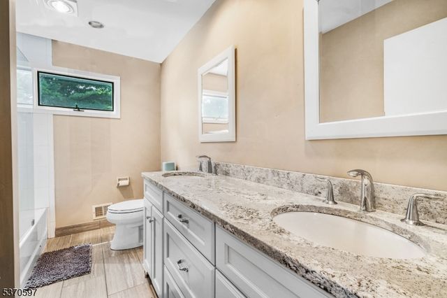 6 Theodore Dr, Randolph Twp., NJ 07869