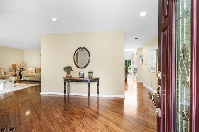 6 Theodore Dr, Randolph Twp., NJ 07869