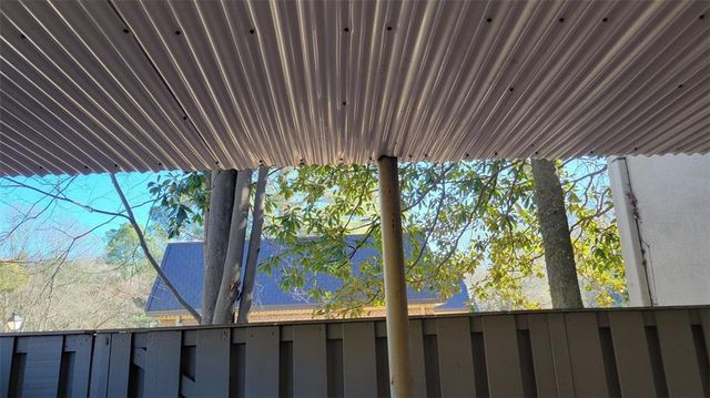 64 NW Chaumont NW Square, Atlanta, GA 30327