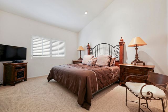 148 Deer Spring Way, Palm Desert, CA 92211