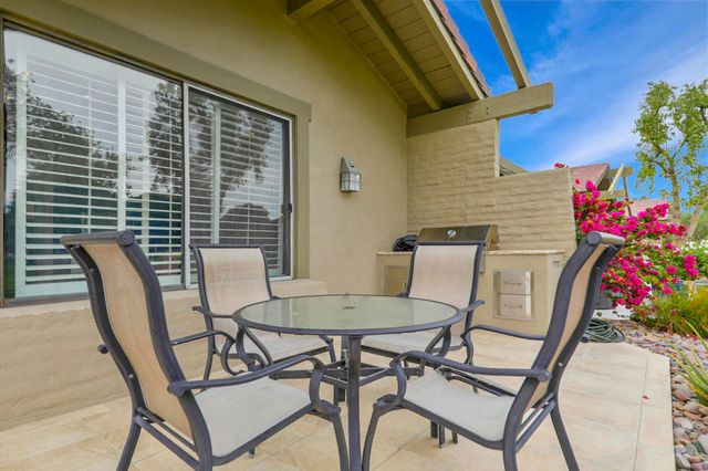 148 Deer Spring Way, Palm Desert, CA 92211