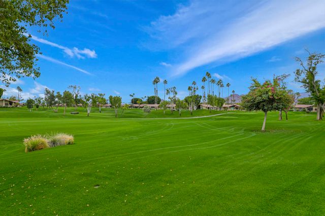 148 Deer Spring Way, Palm Desert, CA 92211